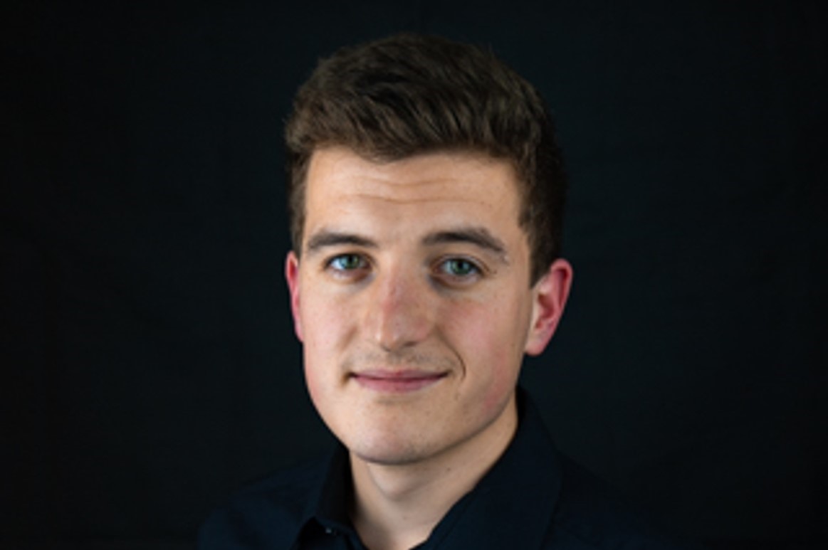 Adrian_Schaefer